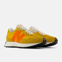 Zapatillas para hombre New Balance U327VA Naranja